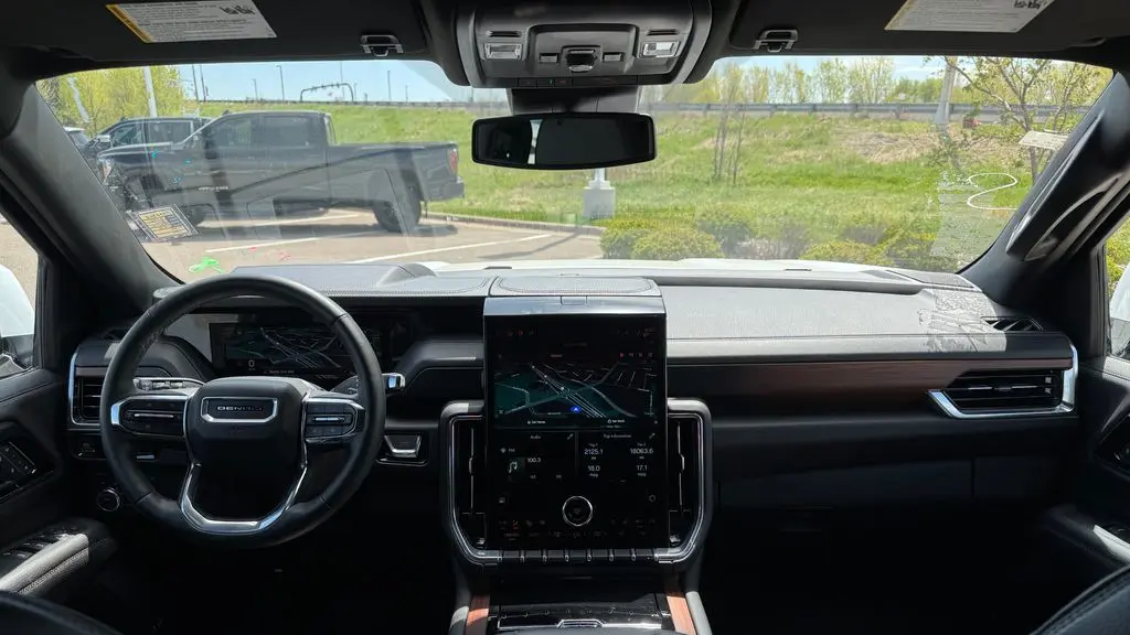 2025 GMC Yukon XL Denali