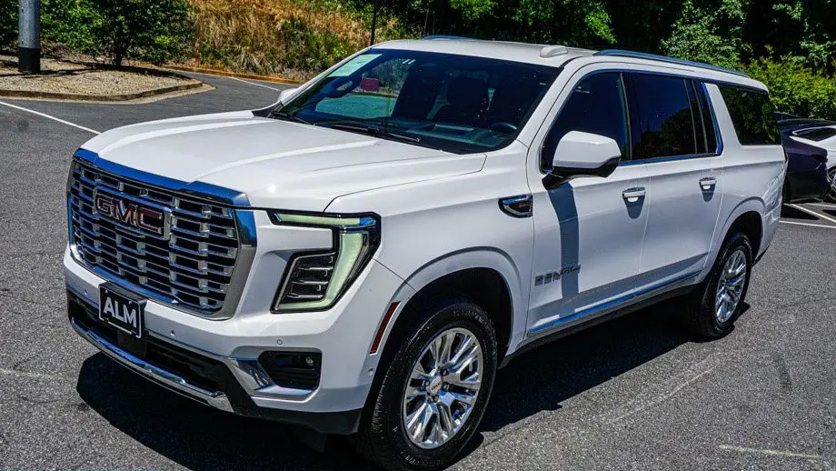 2025 GMC Yukon XL Denali