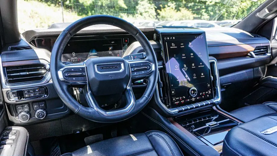 2025 GMC Yukon XL Denali