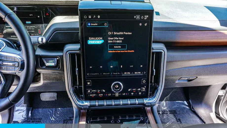 2025 GMC Yukon XL Denali