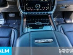 2025 Yukon XL Thumbnail 43