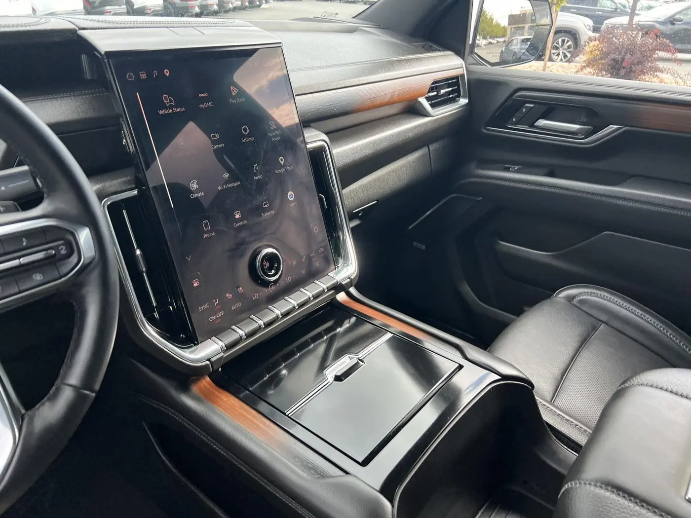 2025 GMC Yukon - $70,418