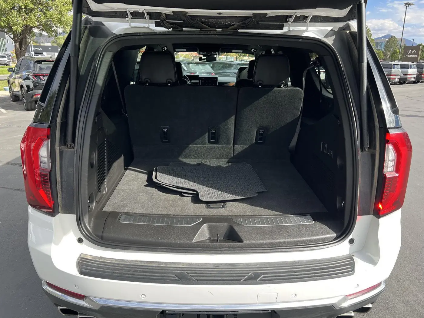 2025 GMC Yukon - $70,418