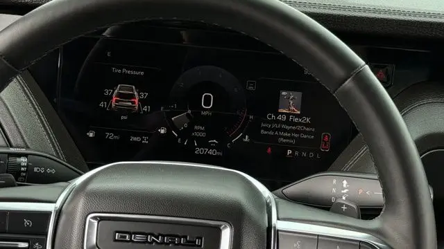 2025 GMC Yukon XL Denali