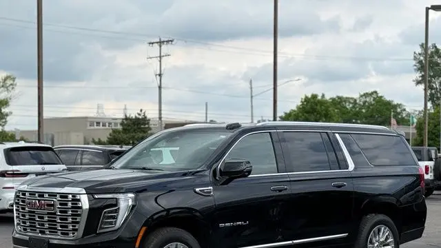 2025 GMC Yukon XL Denali