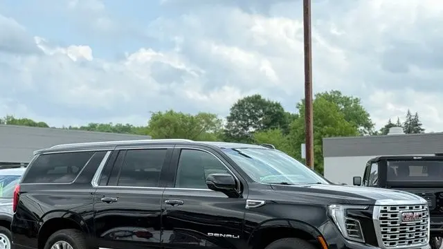 2025 GMC Yukon XL Denali