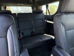 2025 Yukon XL Thumbnail 13