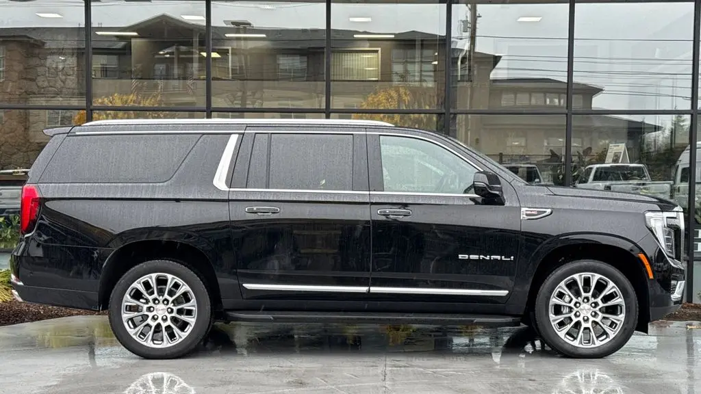 2025 GMC Yukon XL Denali