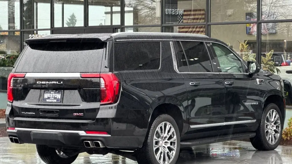 2025 GMC Yukon XL Denali