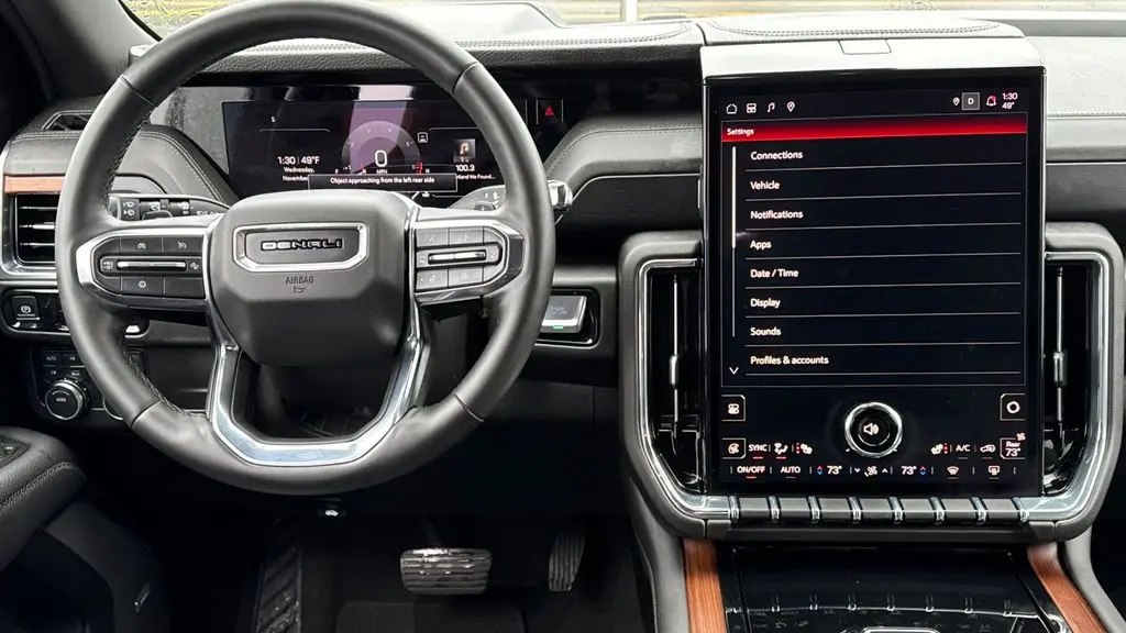 2025 GMC Yukon XL Denali