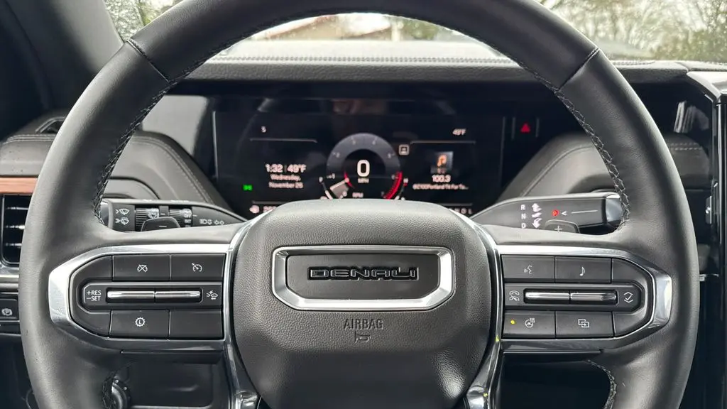 2025 GMC Yukon XL Denali