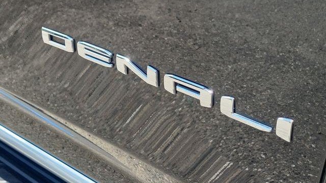 2025 GMC Yukon XL Denali
