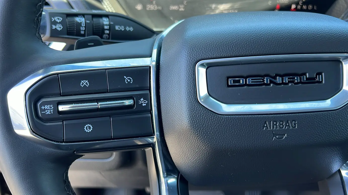 2025 GMC Yukon XL Denali