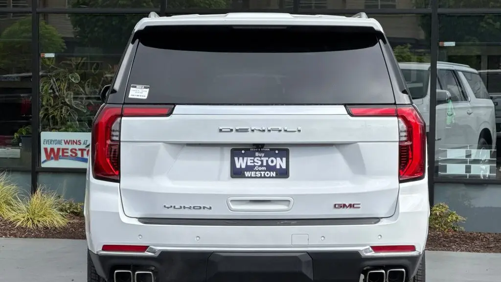 2025 GMC Yukon XL Denali