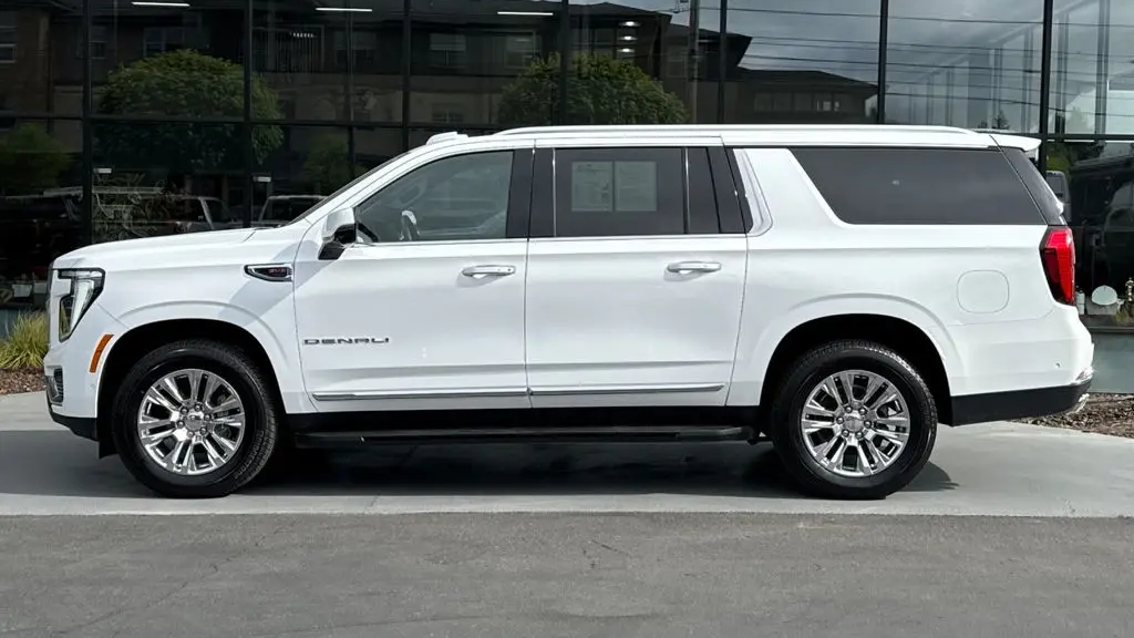 2025 GMC Yukon XL Denali