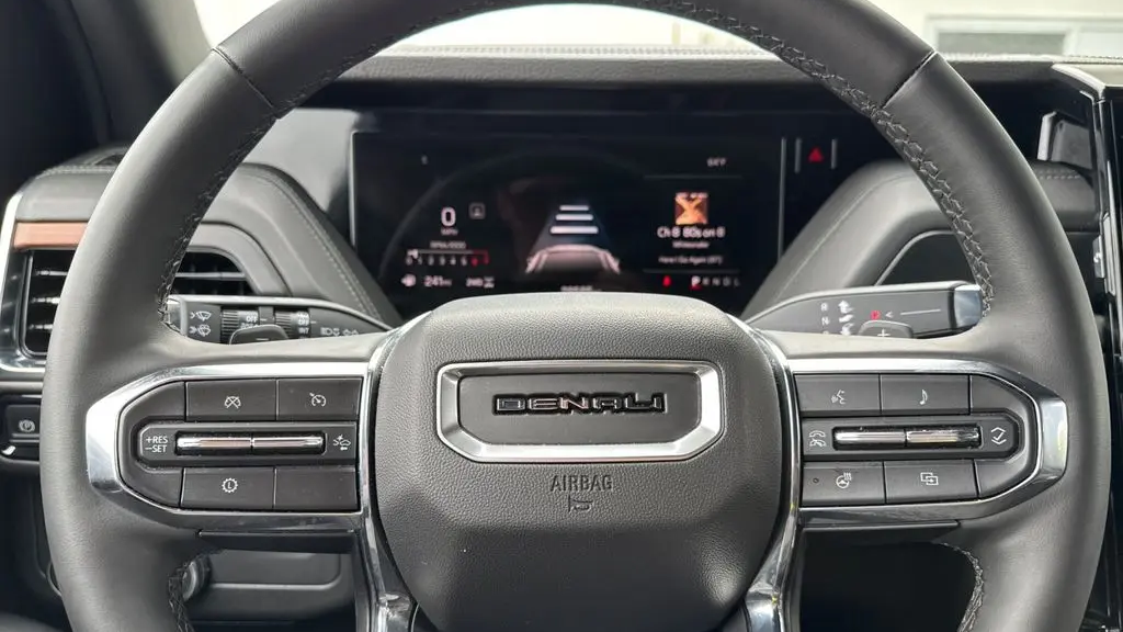 2025 GMC Yukon XL Denali