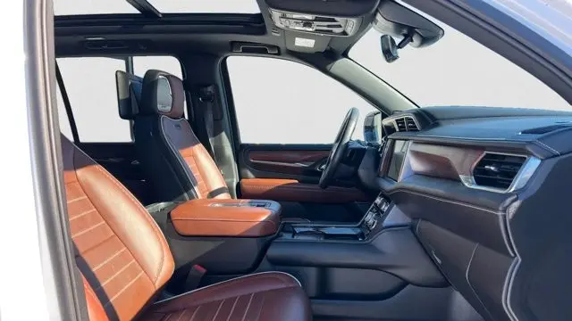 2024 GMC Yukon XL Denali Ultimate