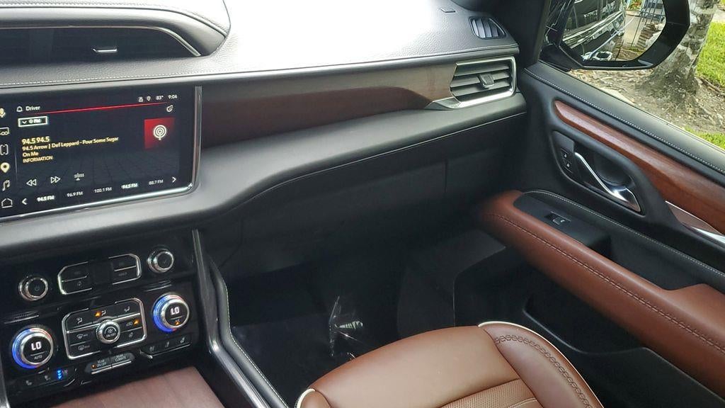 2023 GMC Yukon XL Denali Ultimate