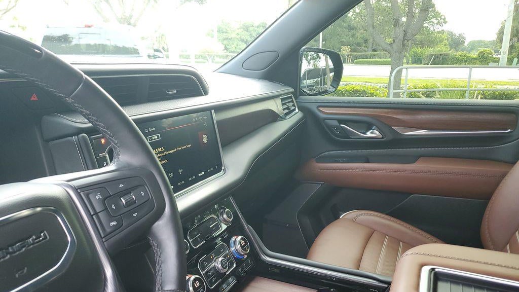 2023 GMC Yukon XL Denali Ultimate
