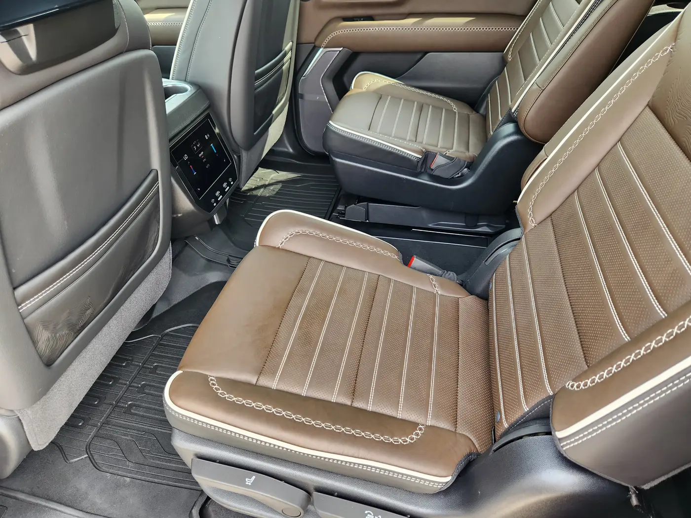 2026 GMC Yukon - $105,923