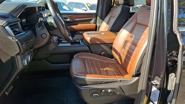 2023 GMC Yukon XL Denali Ultimate