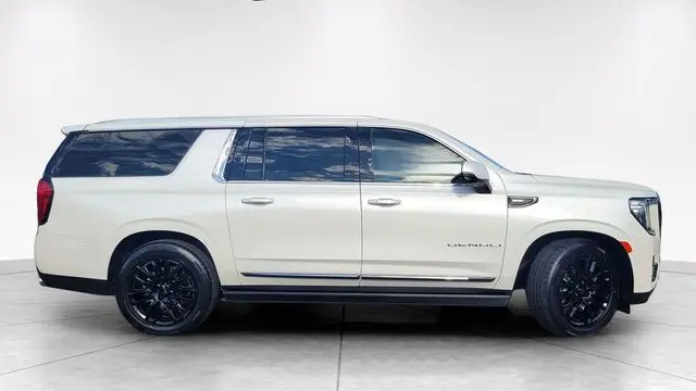 2024 GMC Yukon XL Denali Ultimate