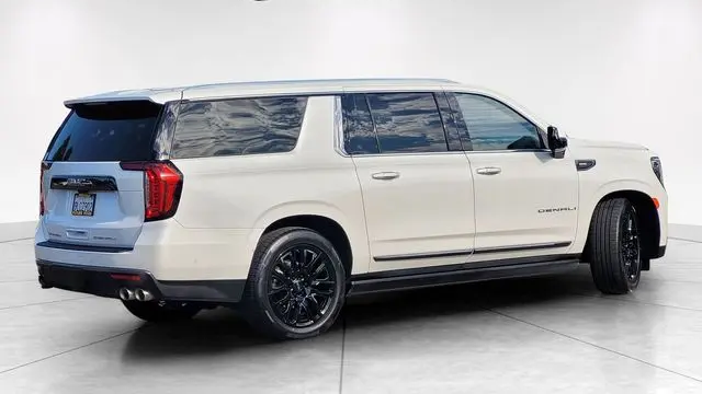 2024 GMC Yukon XL Denali Ultimate