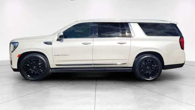 2024 GMC Yukon XL Denali Ultimate