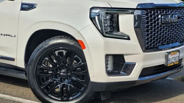 2024 GMC Yukon XL Denali Ultimate
