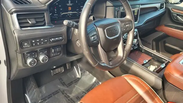 2024 GMC Yukon XL Denali Ultimate