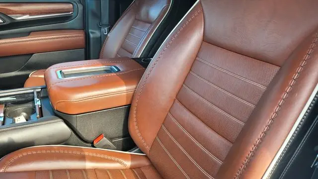 2024 GMC Yukon XL Denali Ultimate
