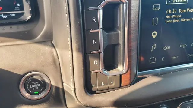 2024 GMC Yukon XL Denali Ultimate