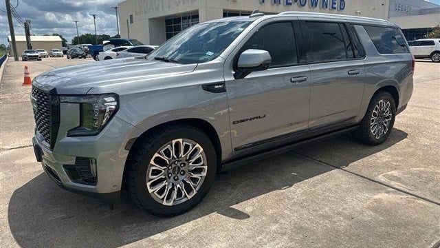 Preowned 2023 GMC Yukon XL Denali Ultimate for Sale