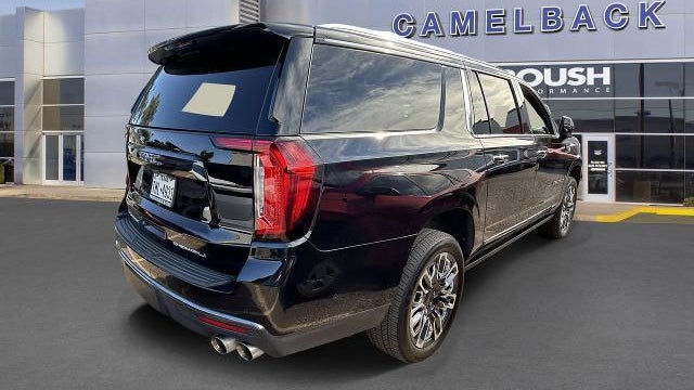2023 GMC Yukon XL Denali Ultimate
