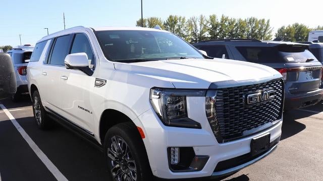 2023 GMC Yukon XL Denali Ultimate