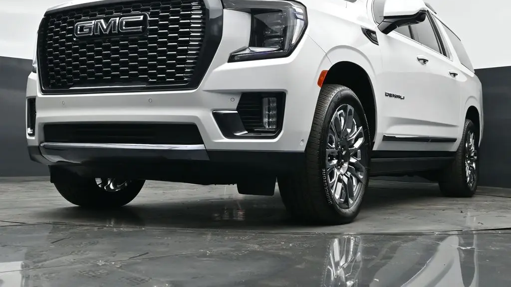 2024 GMC Yukon XL Denali Ultimate