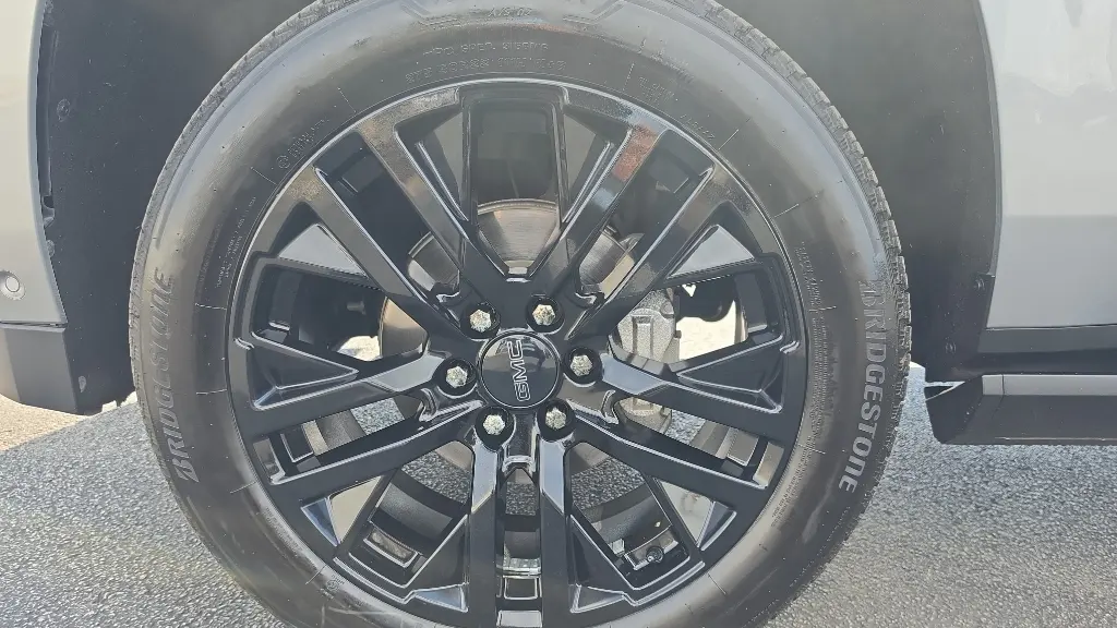 2024 GMC Yukon XL Denali Ultimate