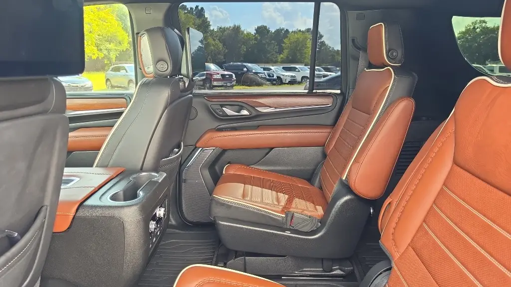 2024 GMC Yukon XL Denali Ultimate