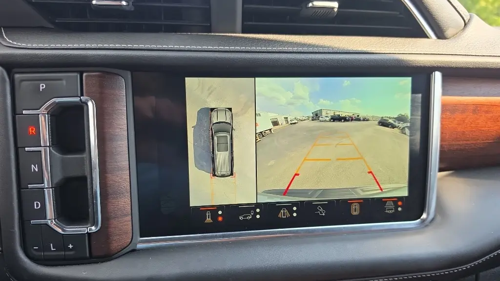 2024 GMC Yukon XL Denali Ultimate