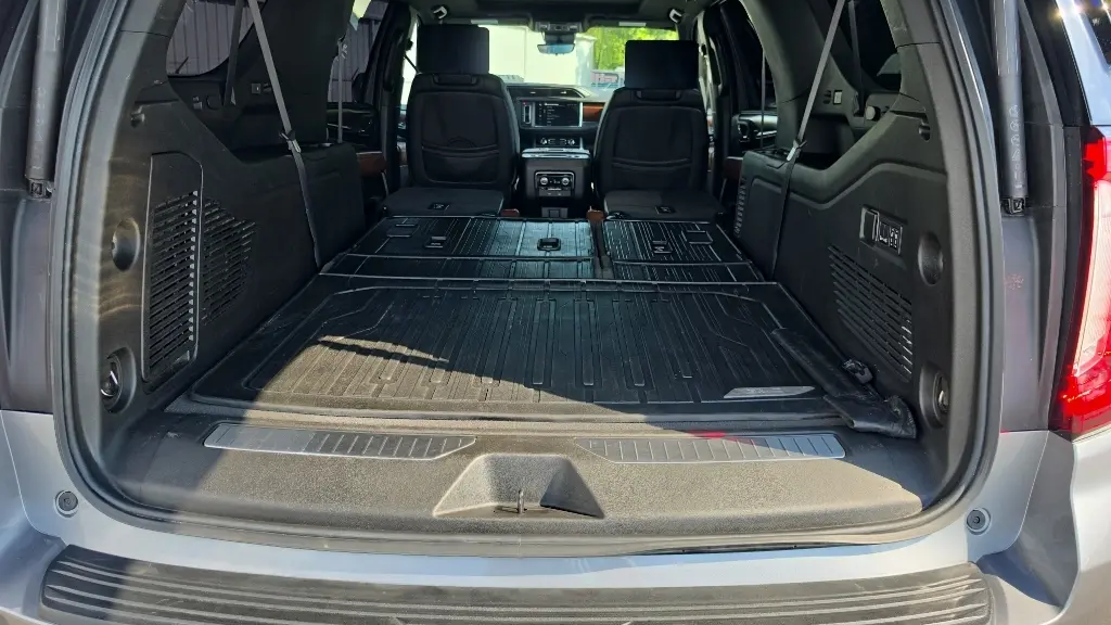 2024 GMC Yukon XL Denali Ultimate