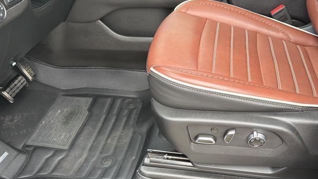 2024 GMC Yukon XL Denali Ultimate
