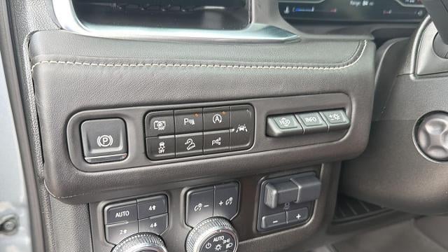 2024 GMC Yukon XL Denali Ultimate