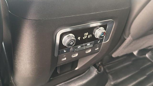 2024 GMC Yukon XL Denali Ultimate