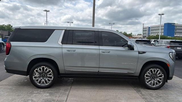 2024 GMC Yukon XL Denali Ultimate