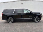 2023 Yukon XL Thumbnail 1