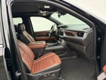 2023 Yukon XL Thumbnail 13