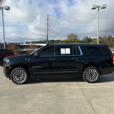 2023 GMC Yukon XL 4X4 Denali Ultimate 4DR SUV