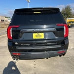 2023 Yukon XL Thumbnail 3