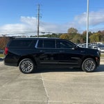 2023 Yukon XL Thumbnail 5