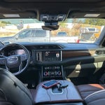 2023 Yukon XL Thumbnail 17